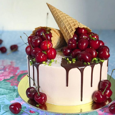 Торт "Вишневый рожок" купить - соликамск.сладкоежкин.рф